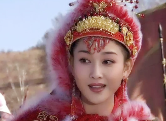 8位被造型耽误的大美人，敬业精神值得点赞，就是可惜了这高颜值