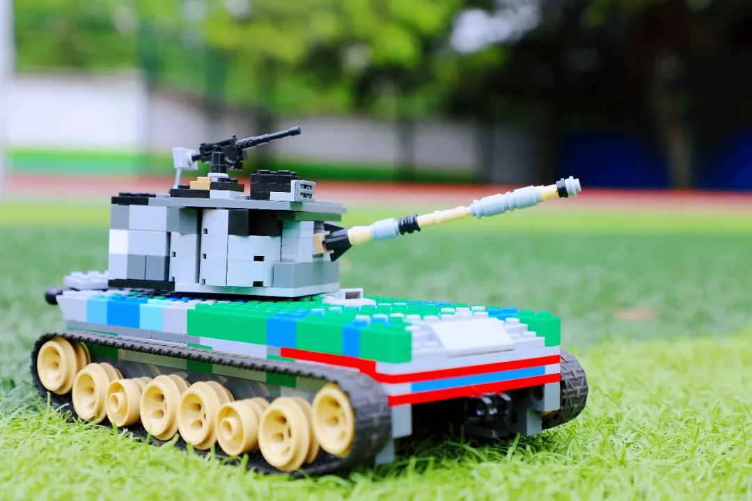 玩转科技节，开广好奇心——天府新区华中附小首届科创节活动