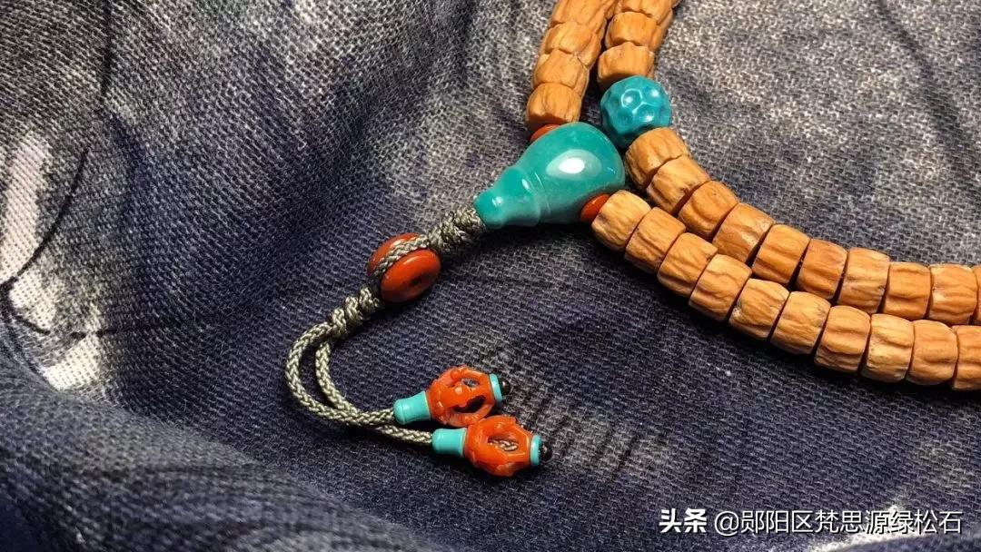 1970~2012年出生的，快来看看你应该戴什么手串
