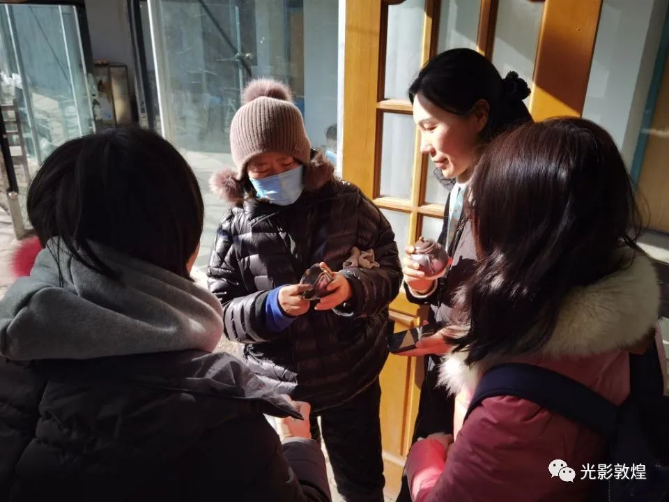 敦煌画院朴窑新年首窑烧出380多件柴烧作品