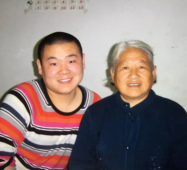 跟风《你好，李焕英》拍父亲的电影？岳云鹏：