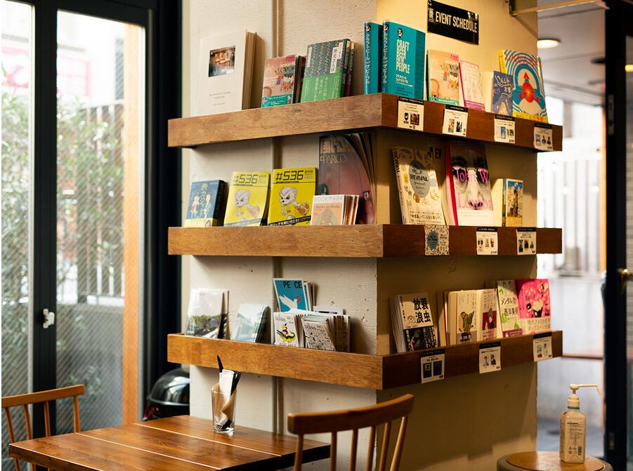 反文化精神 澀谷的邊緣 出版社經營的愛書人聚會場所 Bag One 雲隱 Mdeditor