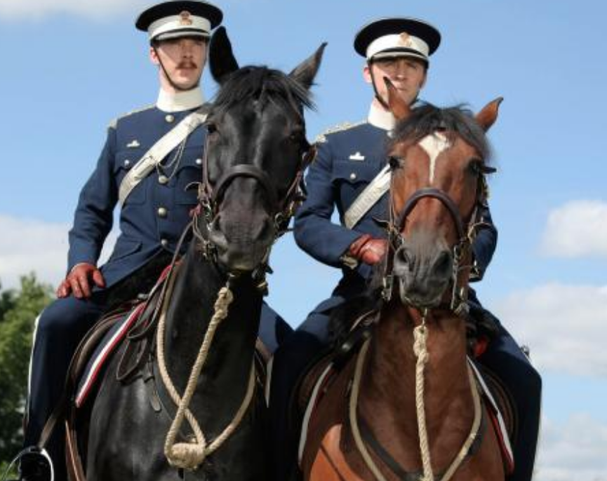 《清明上河图》揭示北宋灭亡：暗藏2大原因，其