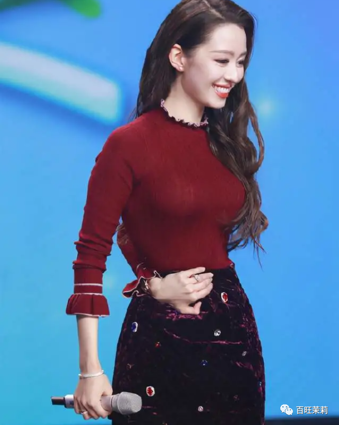 女明星怀孕终于不用比腰细了