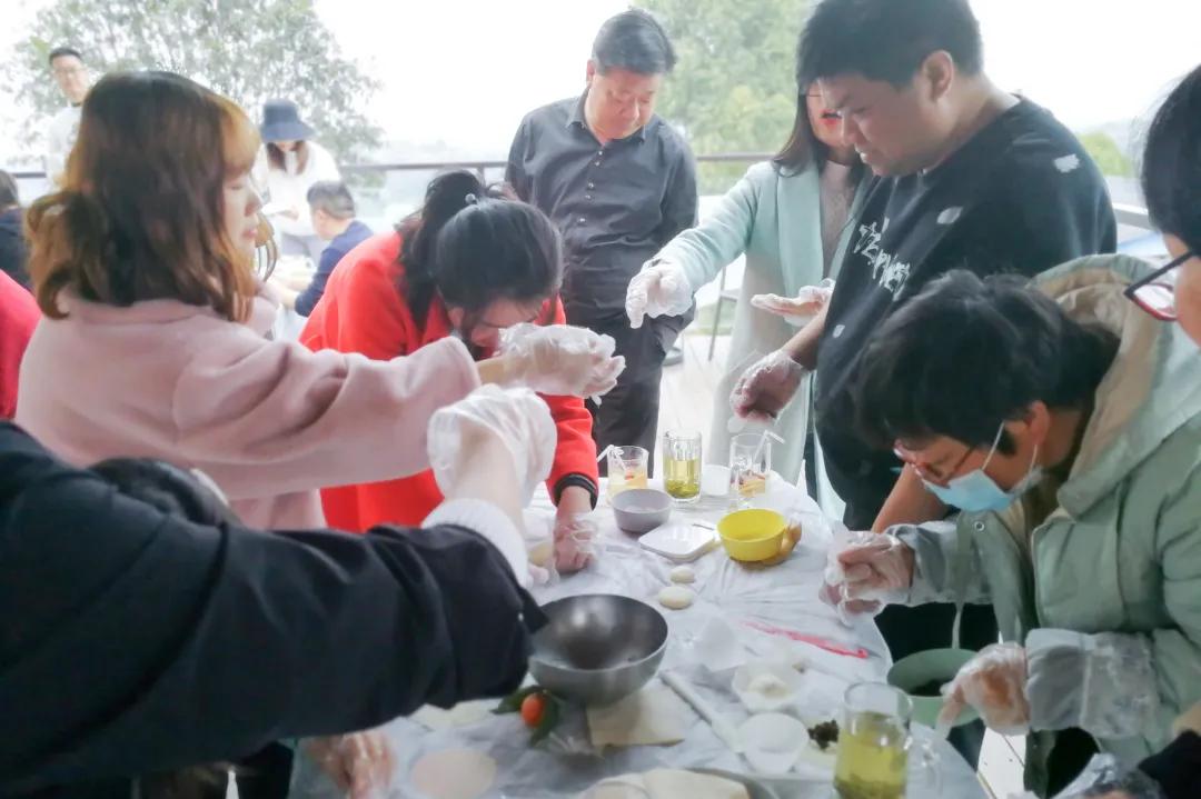春风十里 女神同在丨双流区公兴小学教师专业发展主题培训活动