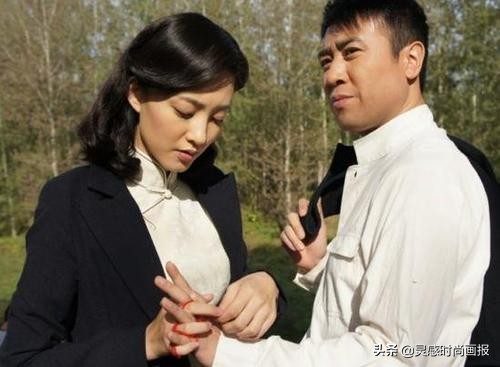 著名演员于和伟 他的老婆宋林静 看他们甜蜜样子