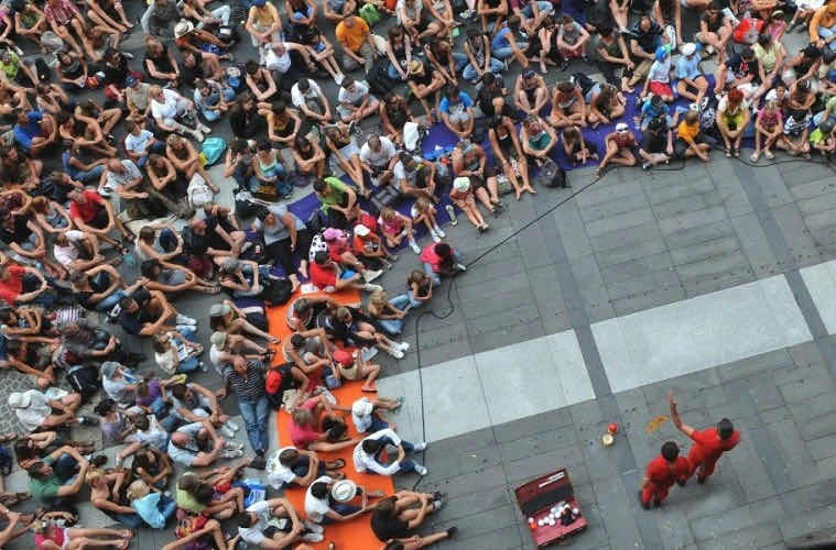 线下培训机构的新增长点——街头演出