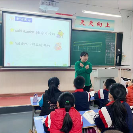 邯鄲：魏縣第二小學教師閆海敬“只為桃李競相開”