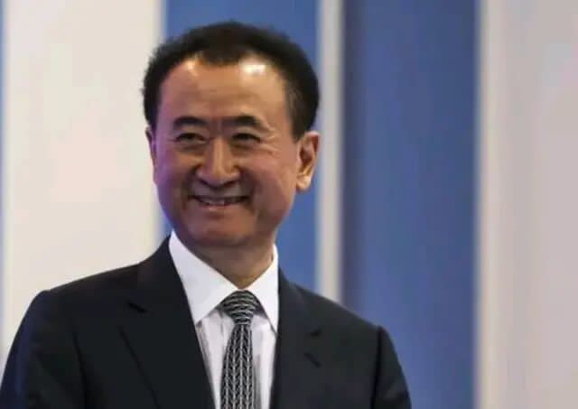 万达“独一无二”女秘书曝光，只服务王健林，