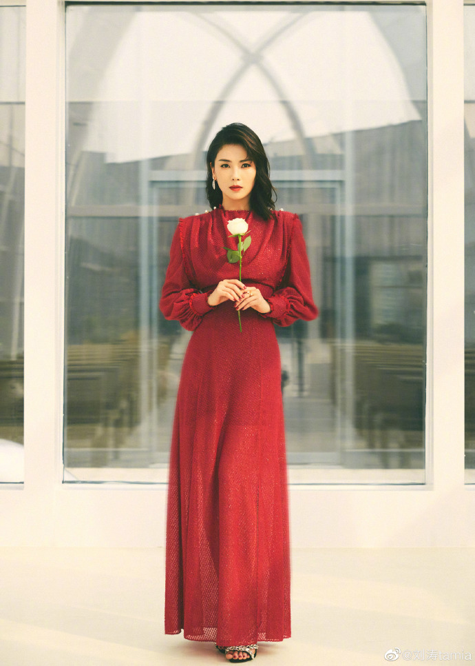 刘涛直播带货过亿，姐姐们乘风破浪：优秀的女人都是狠角色