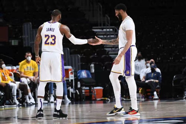 浓眉被捧杀？成就根本拿不出手，都如此看好他