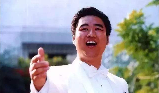 悲情丛飞做公益11年，患癌后，受捐助的人：你什