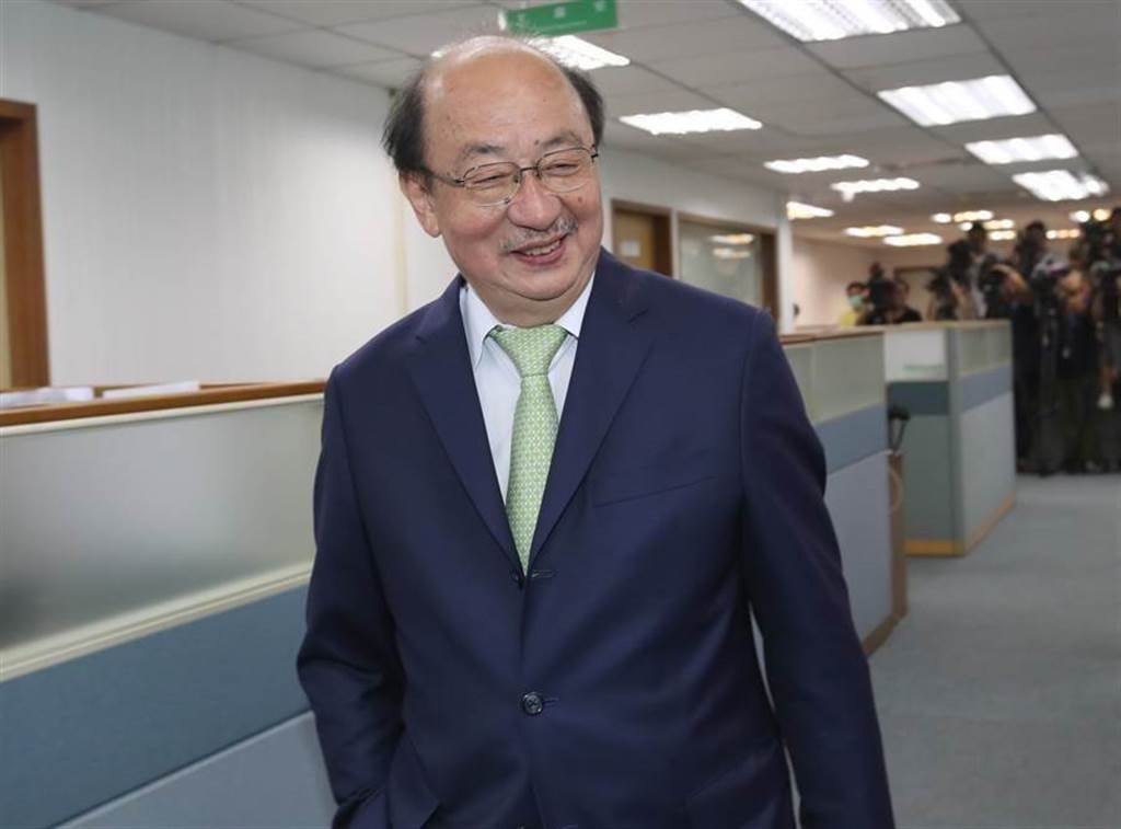 民進黨團總召柯建銘次子收毒品被判無罪，馬英九子弟兵痛批：未來不加入民進黨，恐怕在台灣就活不了