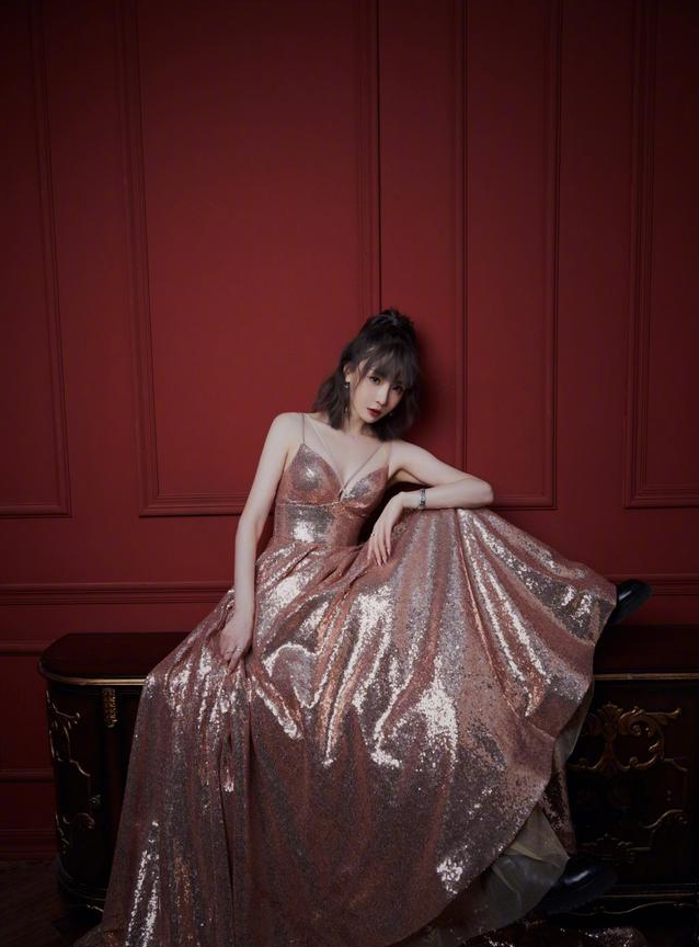 高晓松的前妻原来这么有魅力，虽然看着有网红