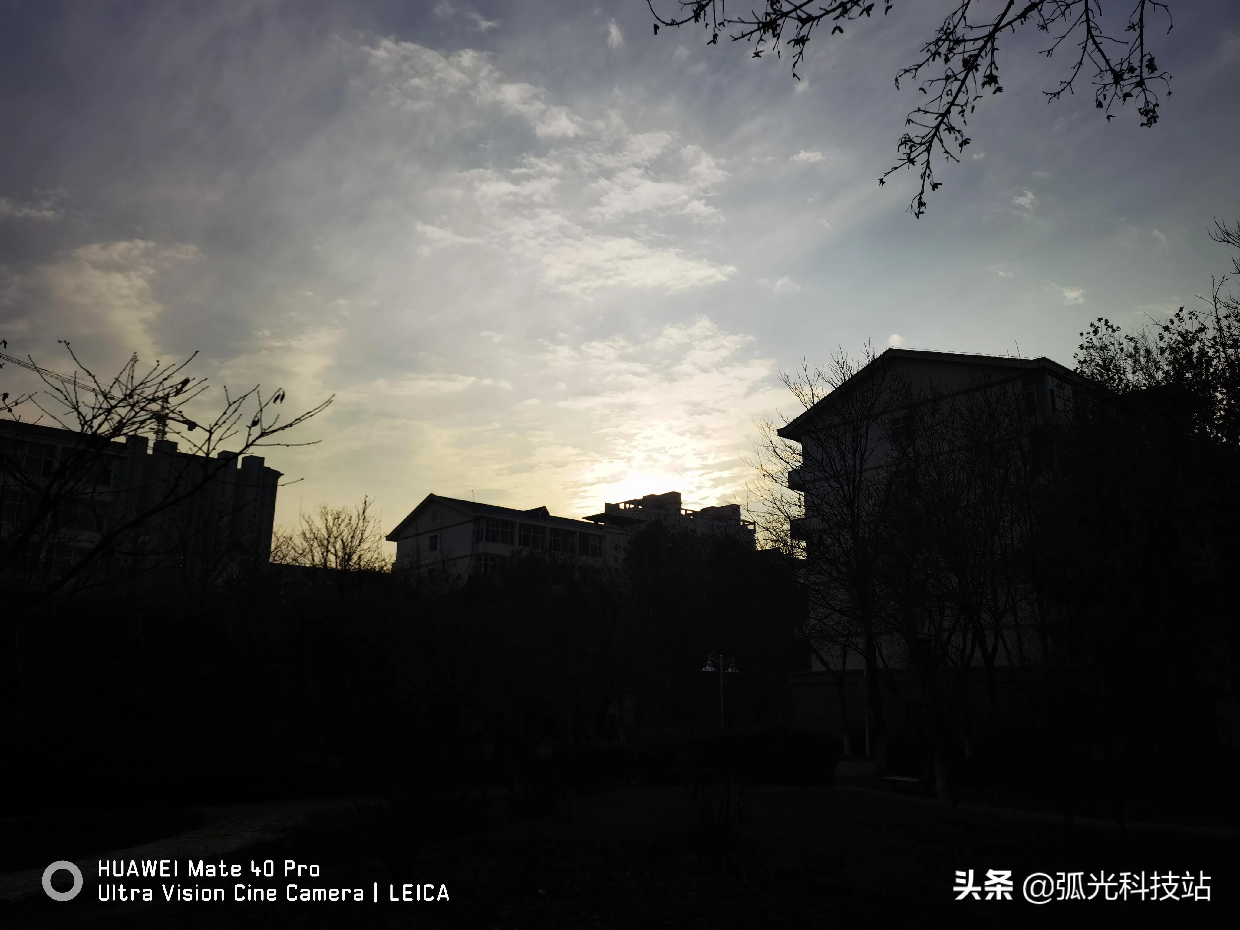 华为mate 40 Pro使用报告，华为年度旗舰值不值得买