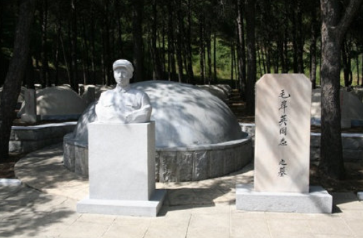 ë��Ӣȥ����֮ǰ����������4�����飬���������Ӳ�������������