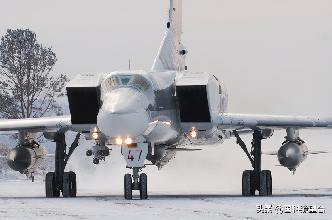 �����ĵ�Ӣ����ĸ���ͱ���ɢ���켣һ����̬���ں�������������