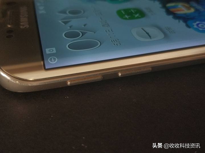 2020年再开箱三星S6 edge：曾经的机皇，现在的__？