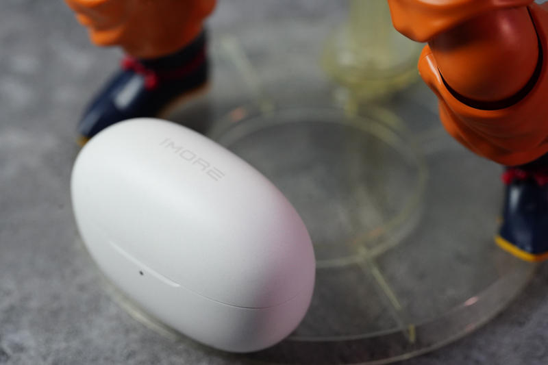 能专业助眠的真无线耳机：万魔ComfoBuds Z睡眠豆评测