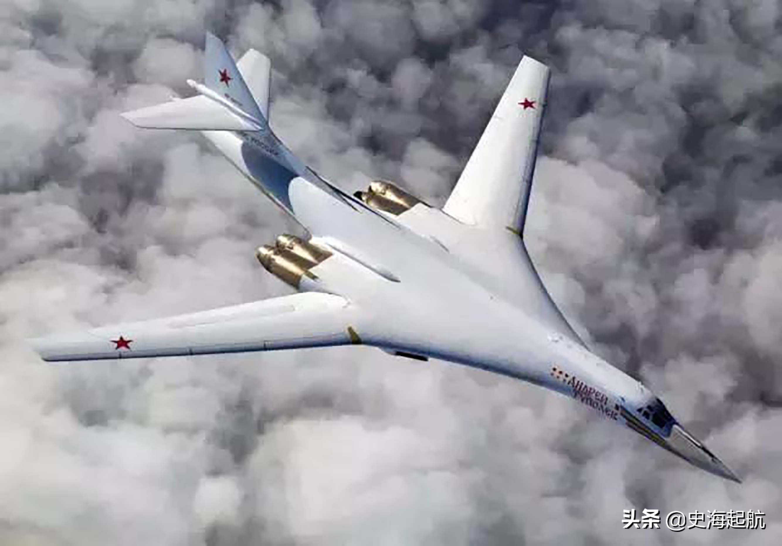 冷战时高科技武器照片：图1是B2隐身轰炸机，图