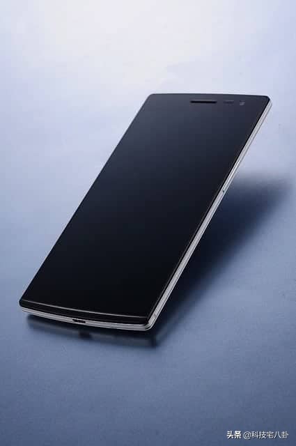 自拍手机中的名媛：OPPO Find 7 什么方式的自拍都好看