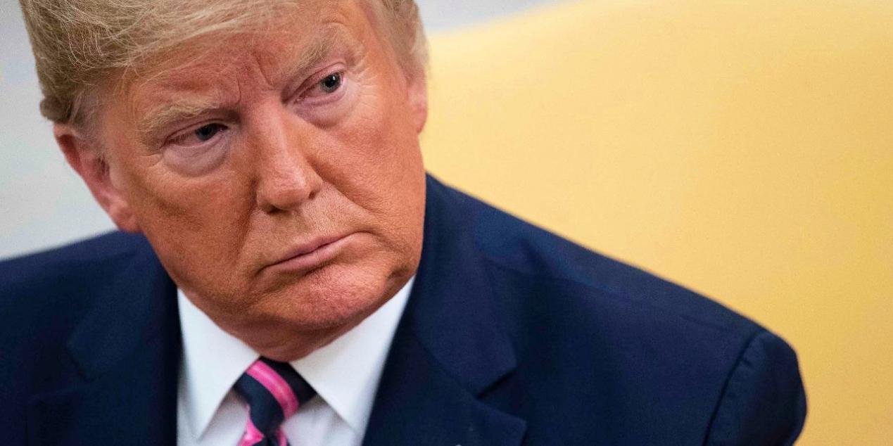 白宮內部傳出新消息：特朗普陷入情緒危機，被身邊人孤立無處洩憤