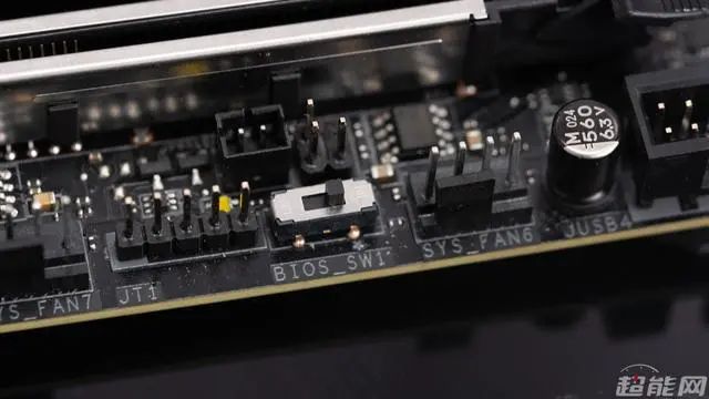 微星MEG Z490 GODLIKE主板评测：旗舰就该这样子
