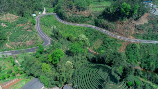 四川眉山：丹棱“四好农村路”串起美丽乡村新画卷