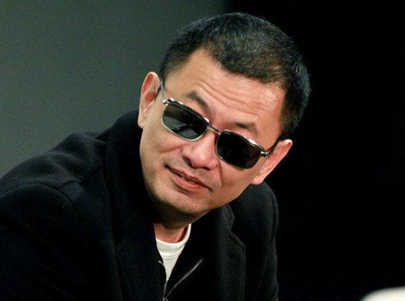 春节期间 王家卫为奔驰创作的《心之所向》为何圈粉无数？