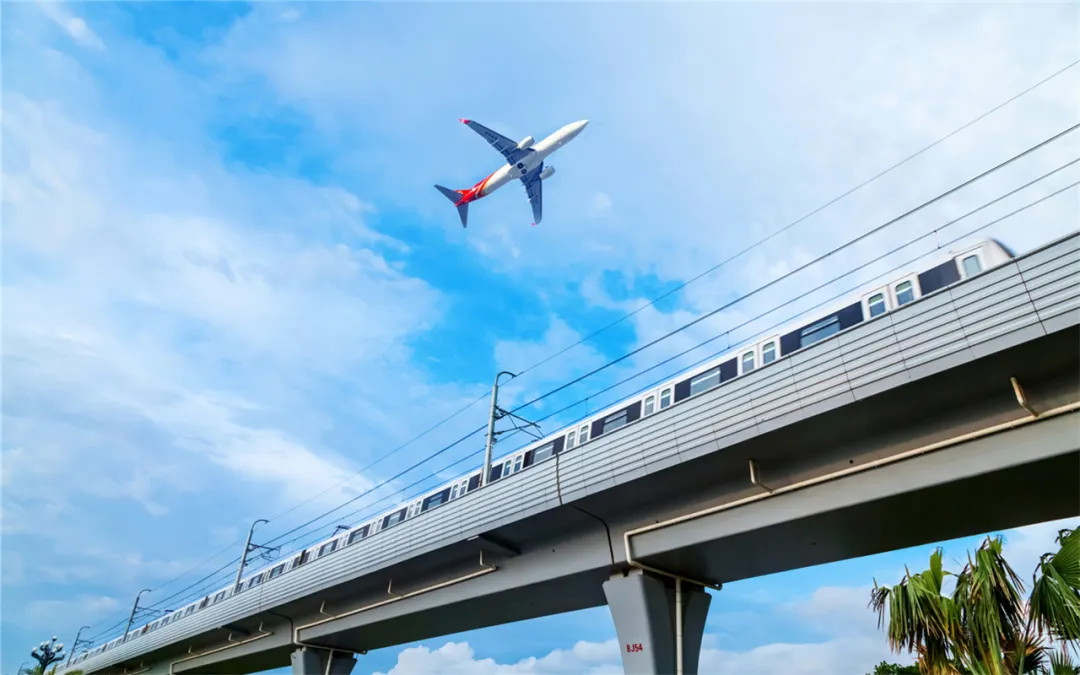 谁能卡住重庆经济发展的“脖子”？