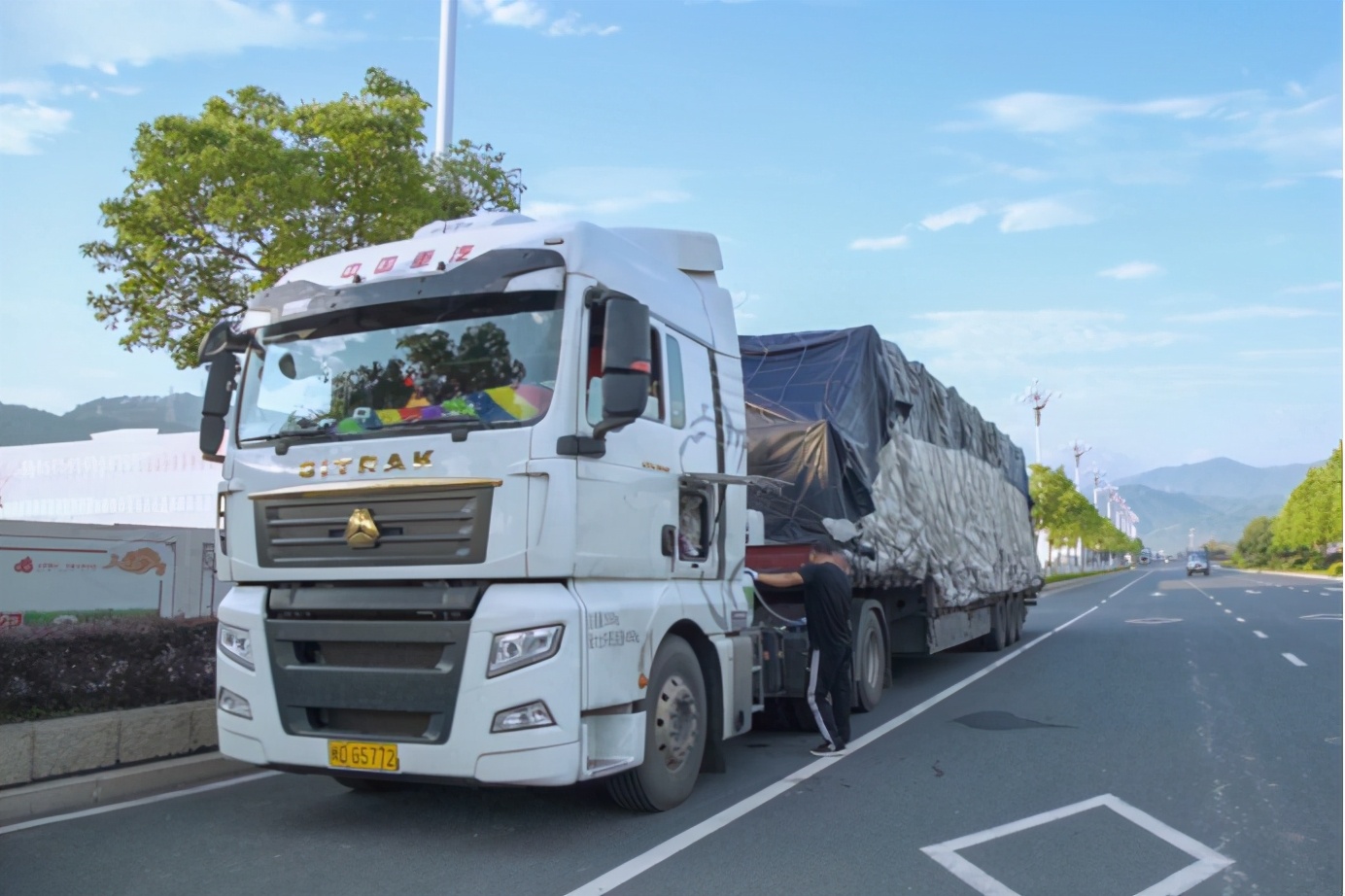 跟車實錄：從山東章丘到福建三明，與汕德卡C7H專線同行