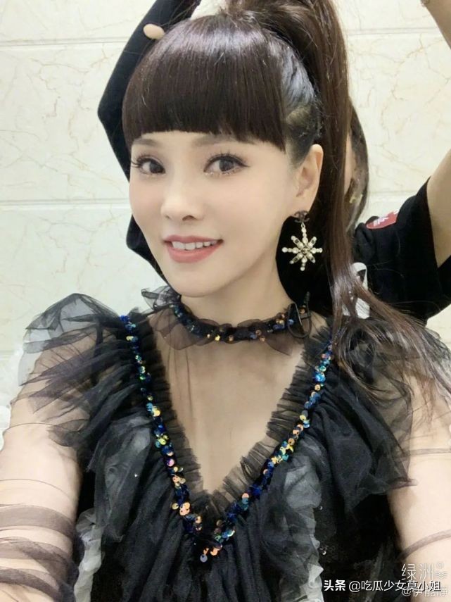 Huang Yi speaks Qin Hao marries pair of women, person of rancorring write for a magazine of Yi Nengjing malcontent anger, netizen: Need not excessive and sensitive