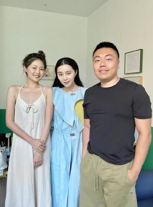 10年前风靡全网的“网红”现状，有的成了洗脚妹