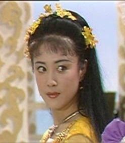 “最美妲己”傅艺伟：25岁爆红后息影经商败光家