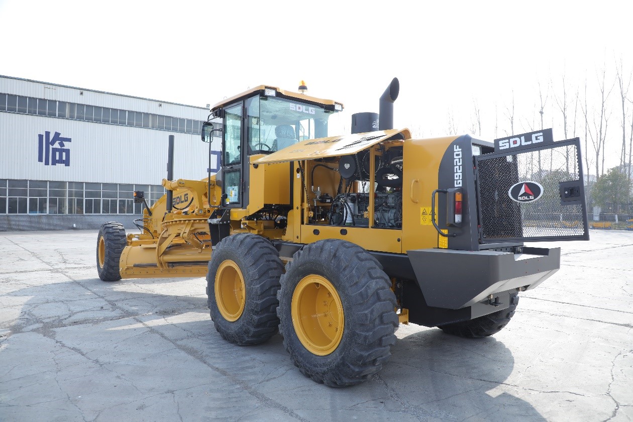 捷报！白俄罗斯市场G9220F大型平地机首破冰