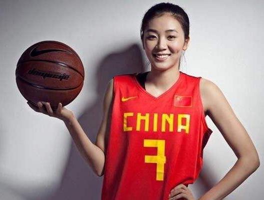 中国6位体坛女神，个个颜值爆表，本可靠颜值，