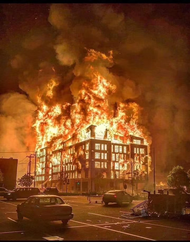 这是叙利亚战场画面？大家可能看错了，这是美