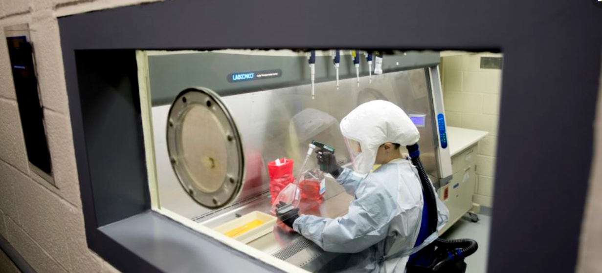 美国在全球有200多座生物实验室，乌克兰有8座，