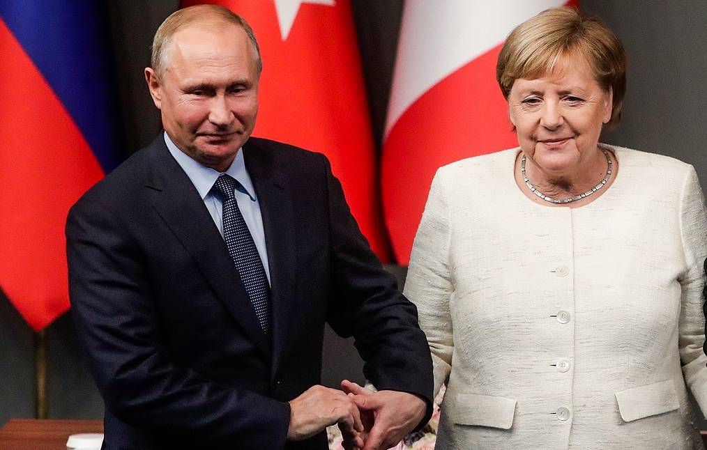 普京雖對德國感情特殊，默克爾之後，德俄曖昧不再，已掉頭向下？