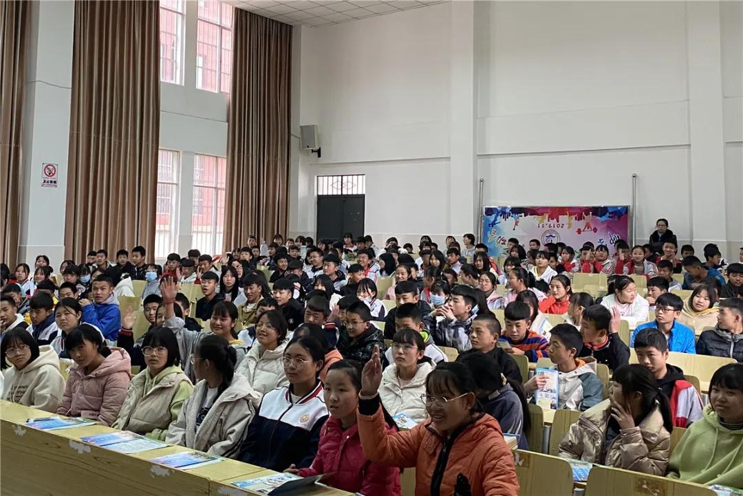 师宗检察：检察官送法进校园 多形式开展检察开放日活动