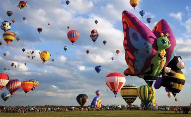 热气球飞行体验，美国这十个地方能圆你一个飞行梦