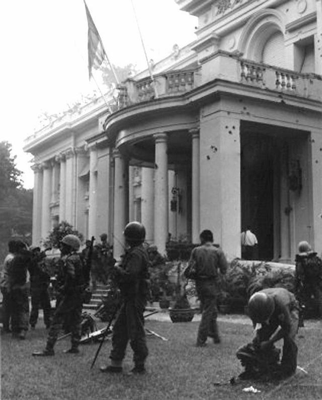 ��Խ��ͳ��ͥ��֮��������������������������������װ�׳���