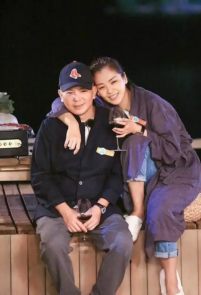 分居实锤!杨丞琳李荣浩再传婚变?其实,我们