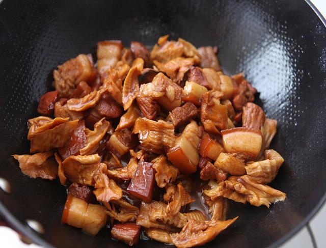 图片[8]-笋干红烧肉的做法步骤图红烧肉别再放土豆了这样做的红烧肉好-起舞食谱网