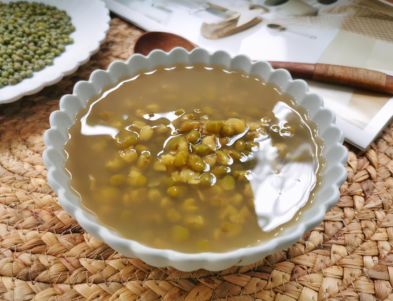 芒种前后，吃肉不如吃豆，分享绿豆的4种做法，安安稳稳过夏天