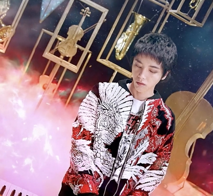 华晨宇这块 肥肉 在 歌手 中究竟有多 香 娱乐 蛋蛋赞