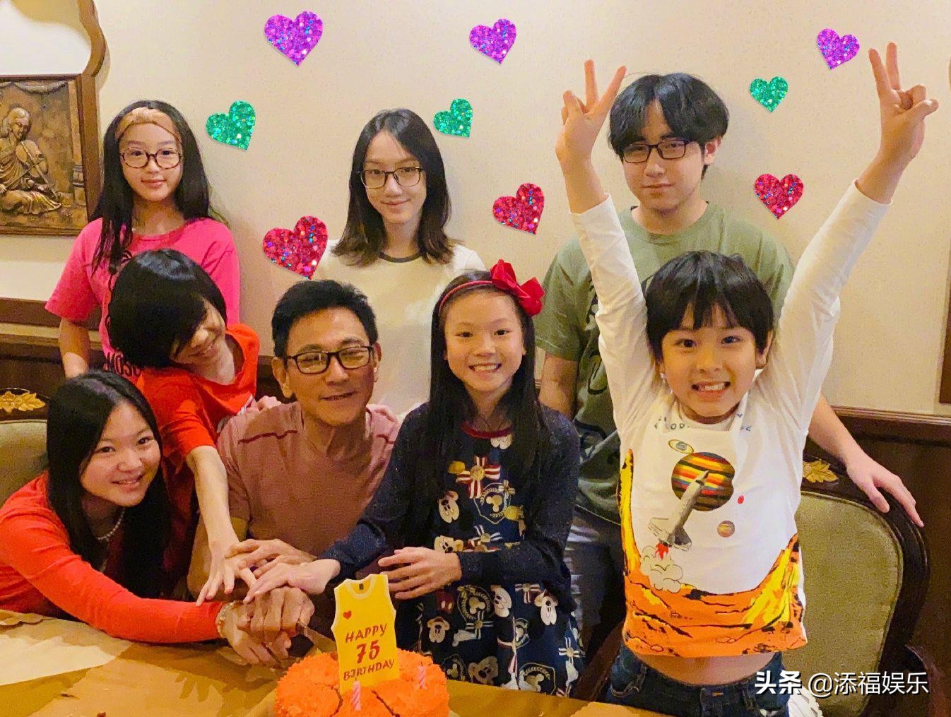 吴尊爸爸过75岁生日，与吴尊像同代人，neinei与max的礼物很用心