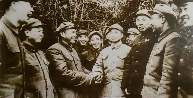 杨成武：长征的开路先锋，朝鲜战场上的硬汉，亲自护卫毛主席南巡