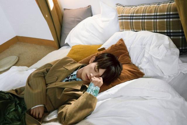 易烊千玺私房合集，大饱眼福