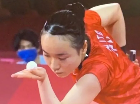 伊藤美诚被恶搞，老瓦受到尊重，同样是国乒对手，为何待遇不同？